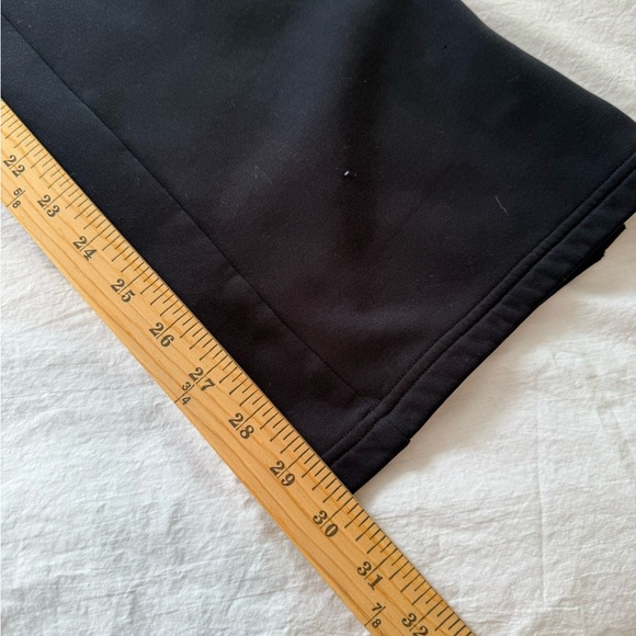 Under Armour Black Fleece Lined Track Pants, Size Medium - Picture 3 of 5